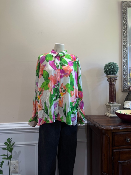 Zara Tops - Zara Floral Button-Up Blouse in White with Pink & Green Print